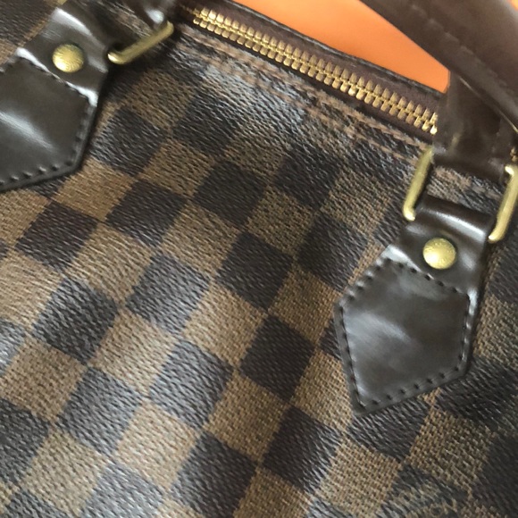❌SOLD❌💯 % AUTHENTIC LOUIS VUITTON SPEEDY LEATHER BAG. - Picture 6 of 17